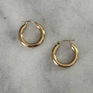 Gold Thick Tube Hoop Earrings 

Brand New